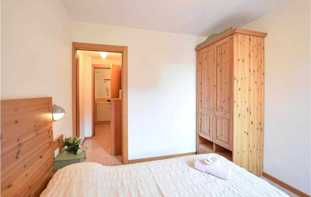 Cozy Apartment In Aprica With Kitchen